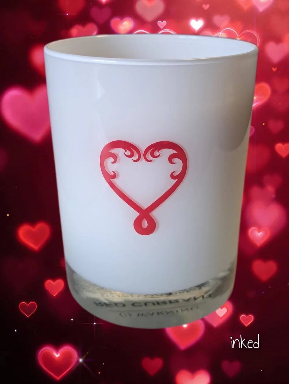 Xela Aroma Scented Candle with a Heart. Red Currant. NWT